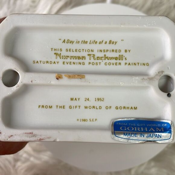 Gorham Figurine Inspired byNorman Rockwell Painting”A Day in the Life of a Boy” - Picture 8 of 8